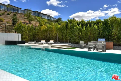 $2,799,000 | 20779 Liana Court, Porter Ranch, CA 91326