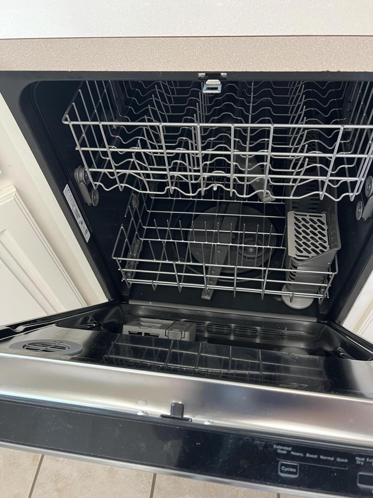 405 Sooner Street Wolfforth, TX 79382 - Photo 6 of 24 a close up of a stove