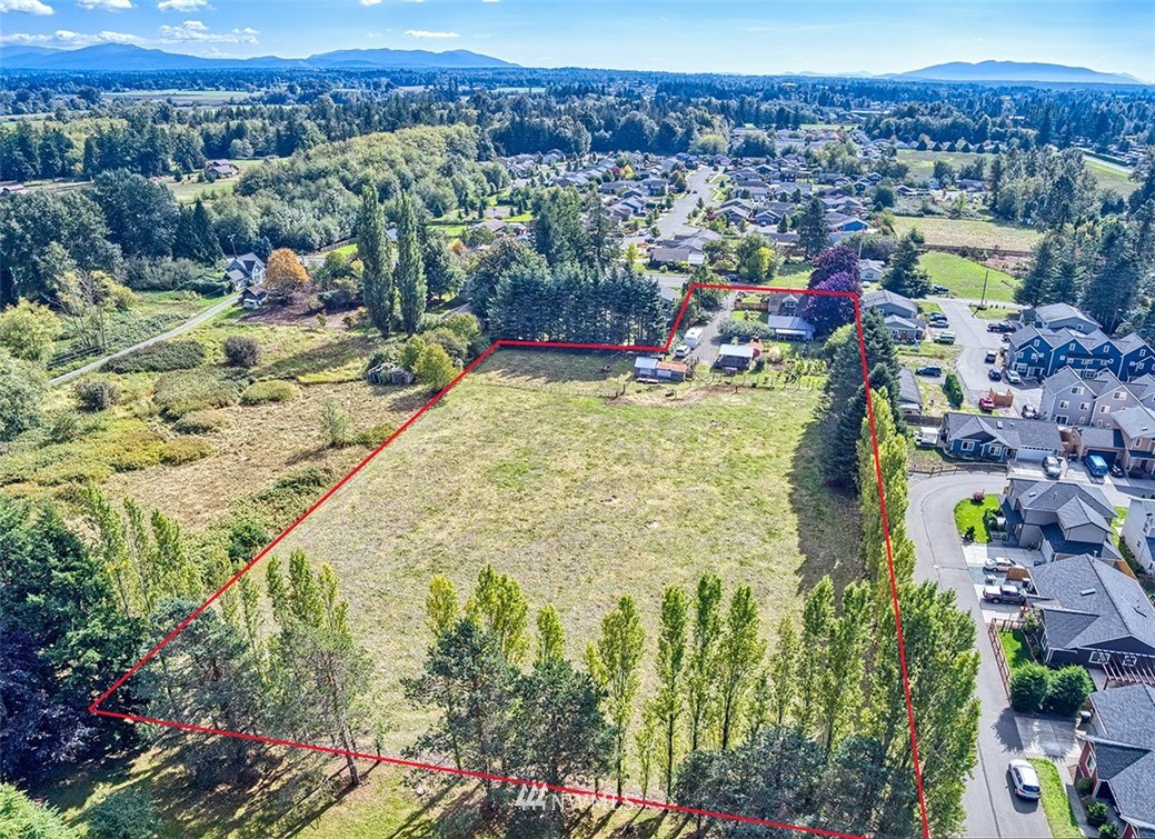 1842 Trigg Road Ferndale, WA 98248 - Photo 22 of 32 a view of a city