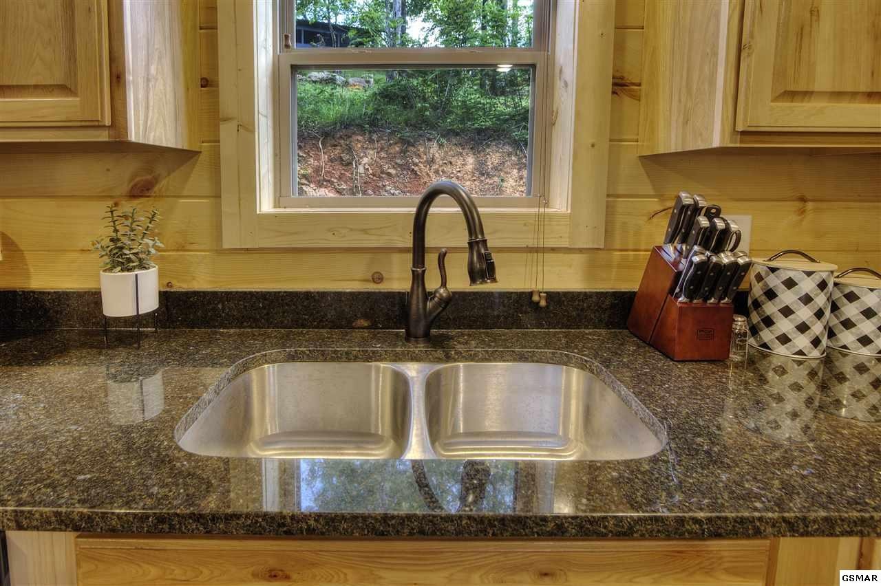 523 Ridge Road Gatlinburg, TN 37738 - Photo 33 of 35 Gallery Image 33
