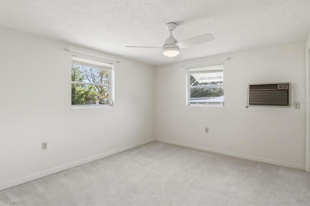 11 Roosevelt Boulevard Beverly Hills, FL 34465 - Photo 16 of 35 an empty room with windows