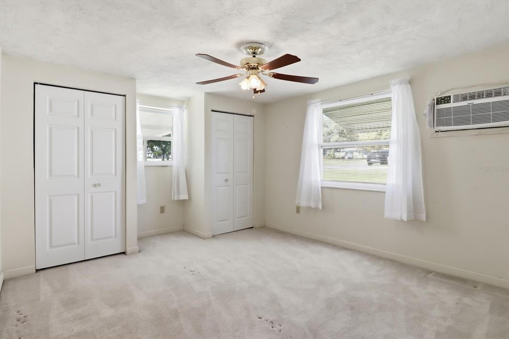 11 Roosevelt Boulevard Beverly Hills, FL 34465 - Photo 24 of 35 a view of an empty room with a window