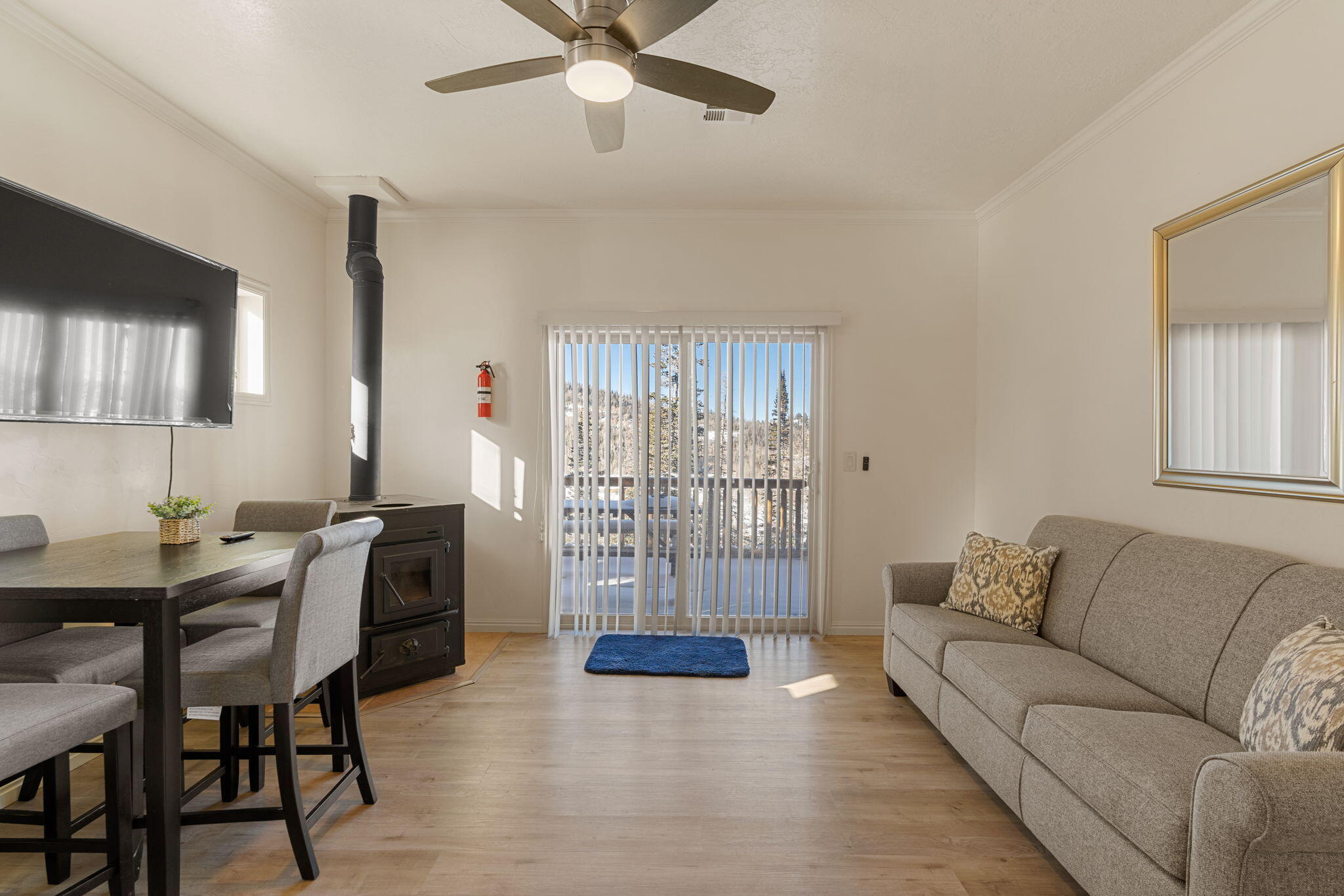 327 Aoki Michi Brian Head, UT 84719 - Photo 26 of 87 Basement Living Room