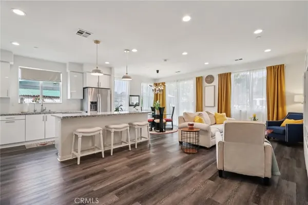 $949,900 | 4700 East Washington Avenue, Orange, CA 92869