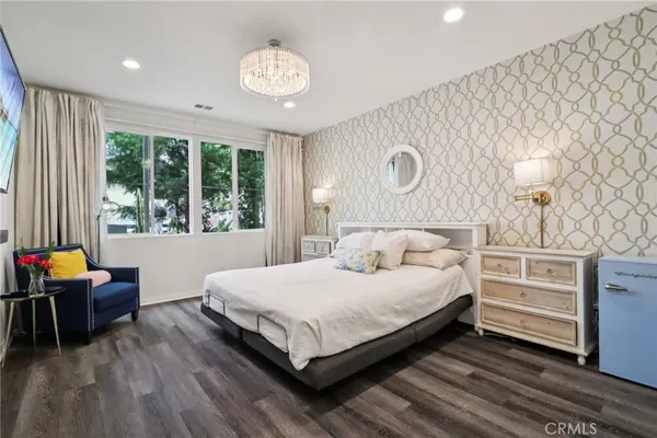 $949,900 | 4700 East Washington Avenue, Orange, CA 92869