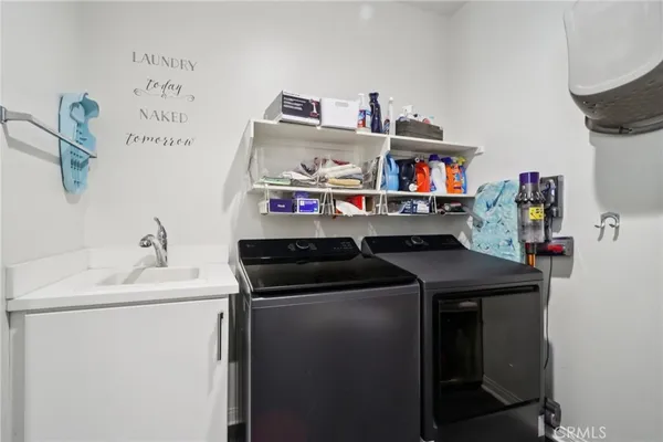 $949,900 | 4700 East Washington Avenue, Orange, CA 92869