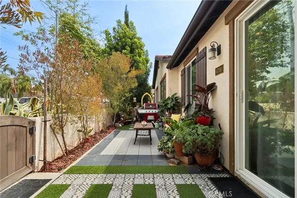 $949,900 | 4700 East Washington Avenue, Orange, CA 92869