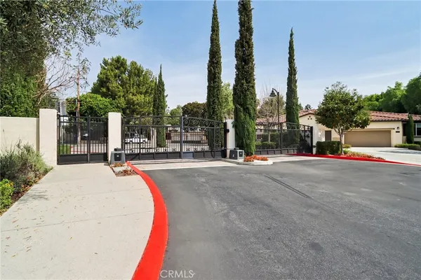 $949,900 | 4700 East Washington Avenue, Orange, CA 92869