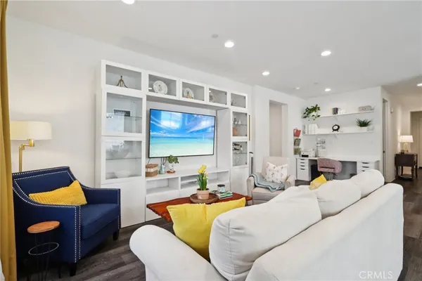 $949,900 | 4700 East Washington Avenue, Orange, CA 92869