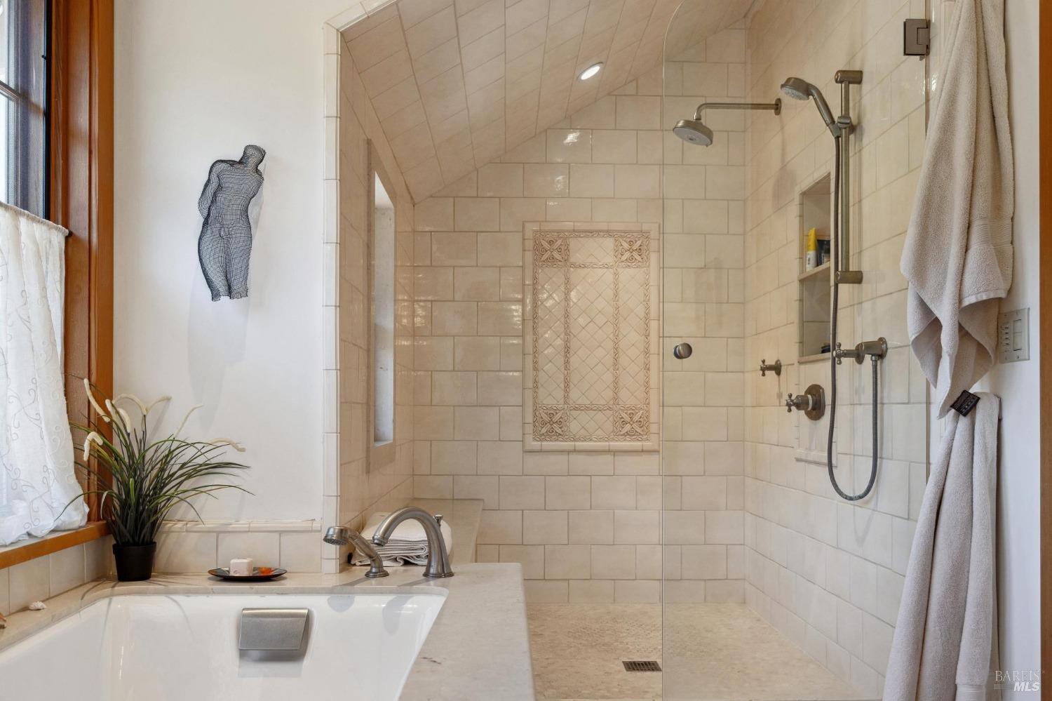 850 Nicasio Valley Road Nicasio, CA 94946 - Photo 21 of 92