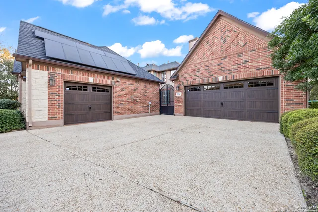 $899,900 | 8202 Plum Valley Drive, San Antonio, TX 78255