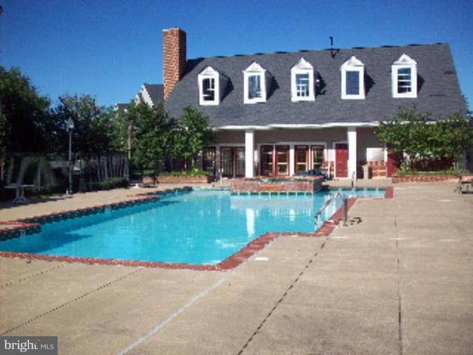20415 Riverbend Square, Unit 101 Sterling, VA 20165 - Photo 23 of 23 Pool and Hot tub