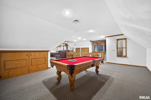 $950,000 | 3113 West Summerbend Court, Peoria, IL 61615