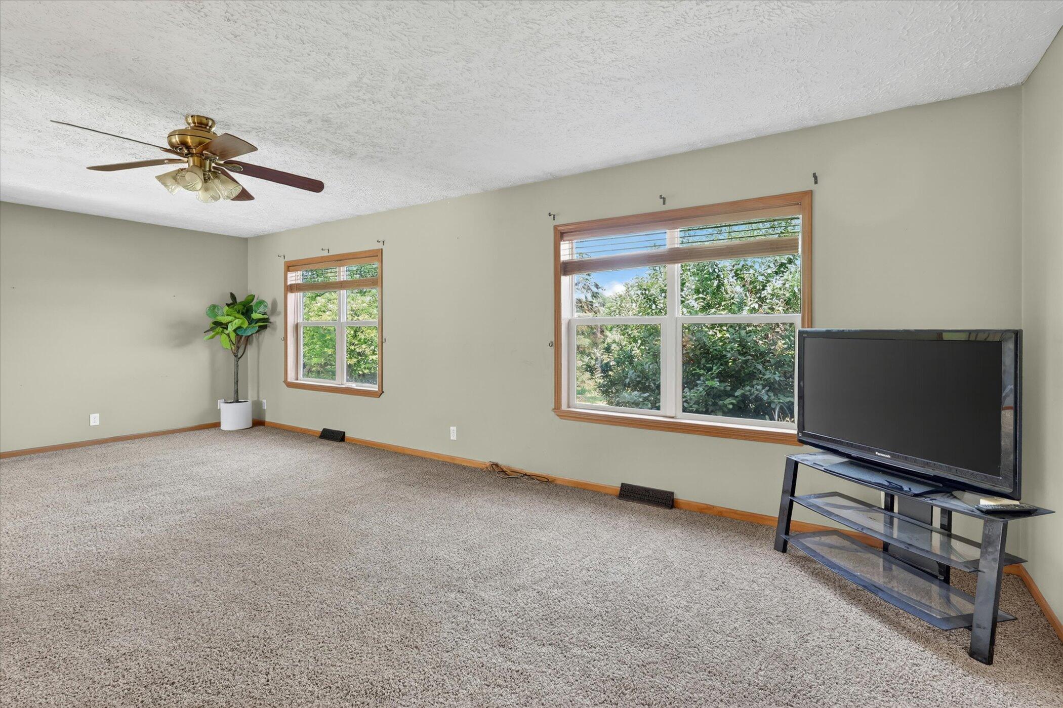 2869 Ridgecrest Drive Saranac, MI 48881 - Photo 11 of 65 08-2869-Ridgecrest-Dr-Windowstill