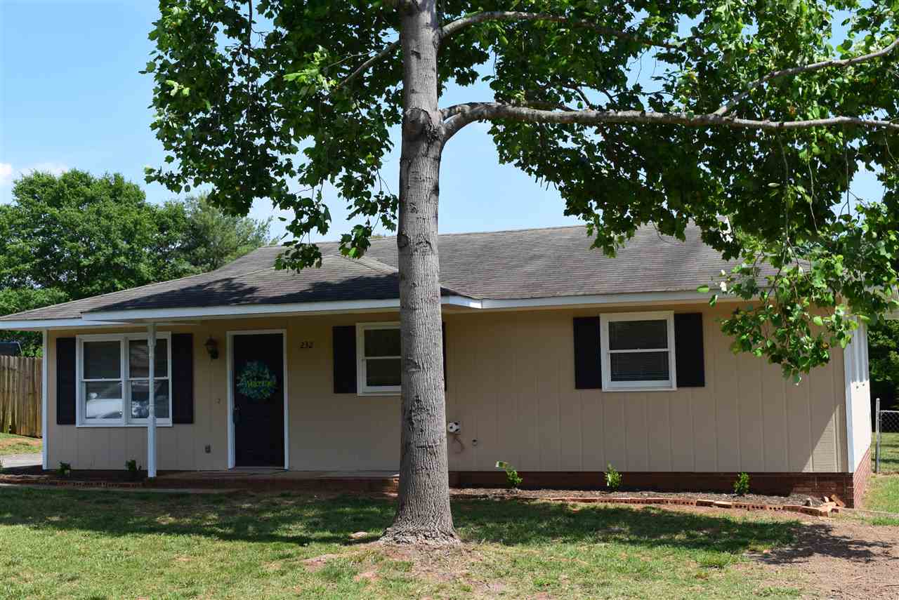 232 Wingo Road Wellford, SC 29385 - Photo 1 of 15 Gallery Image 1