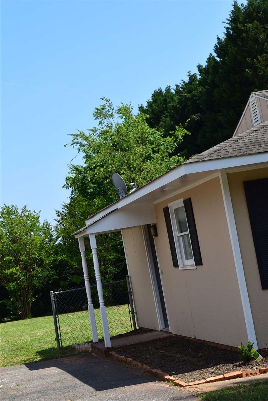 232 Wingo Road Wellford, SC 29385 - Photo 14 of 15 Gallery Image 14