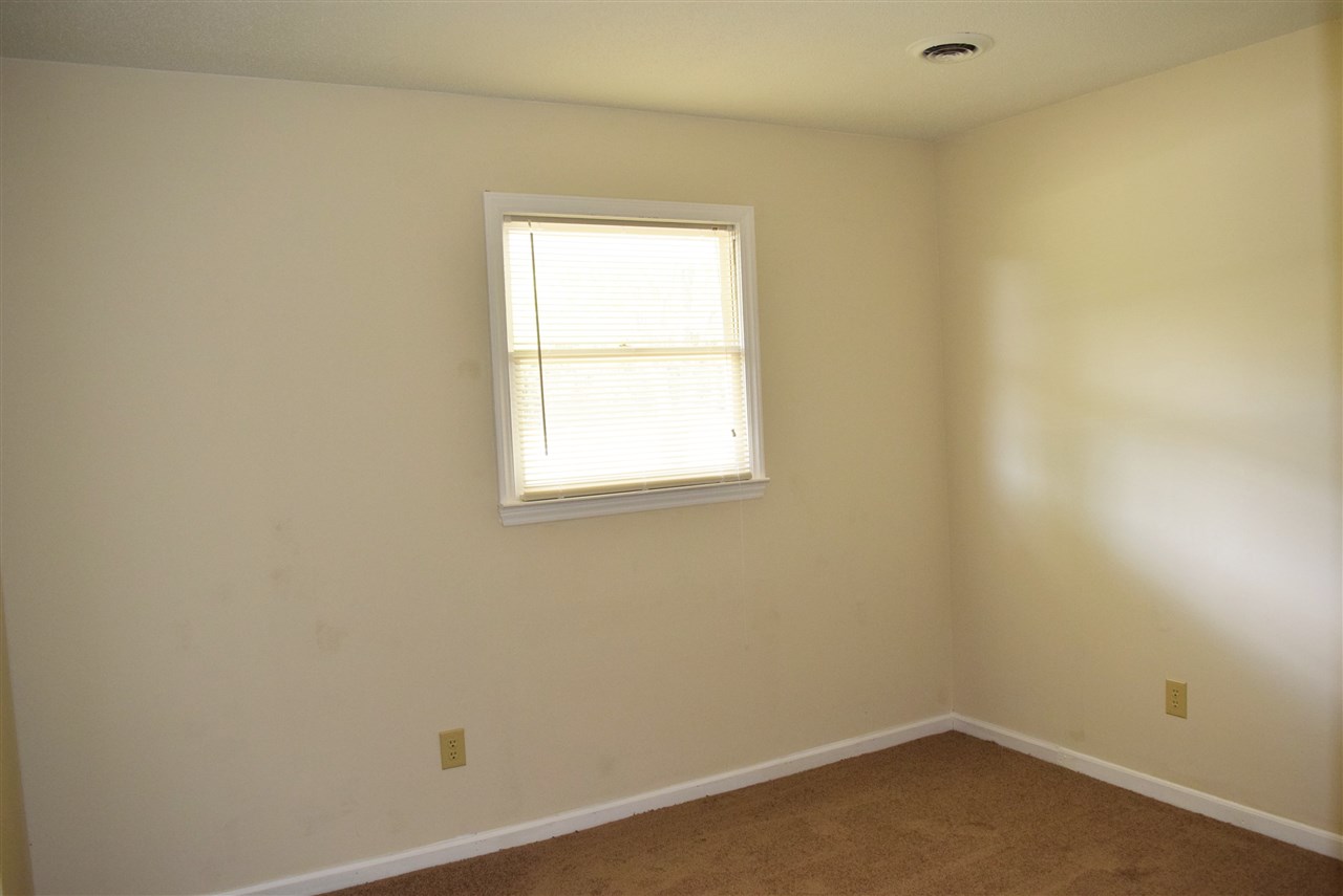 232 Wingo Road Wellford, SC 29385 - Photo 7 of 15 Gallery Image 7
