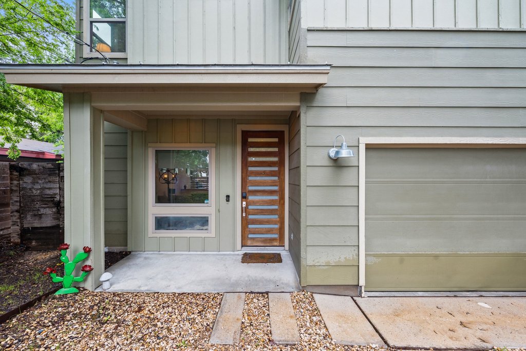 1131 Poquito Street, Unit A Austin, TX 78702 - Photo 4 of 34 a view of a entryway door front of house