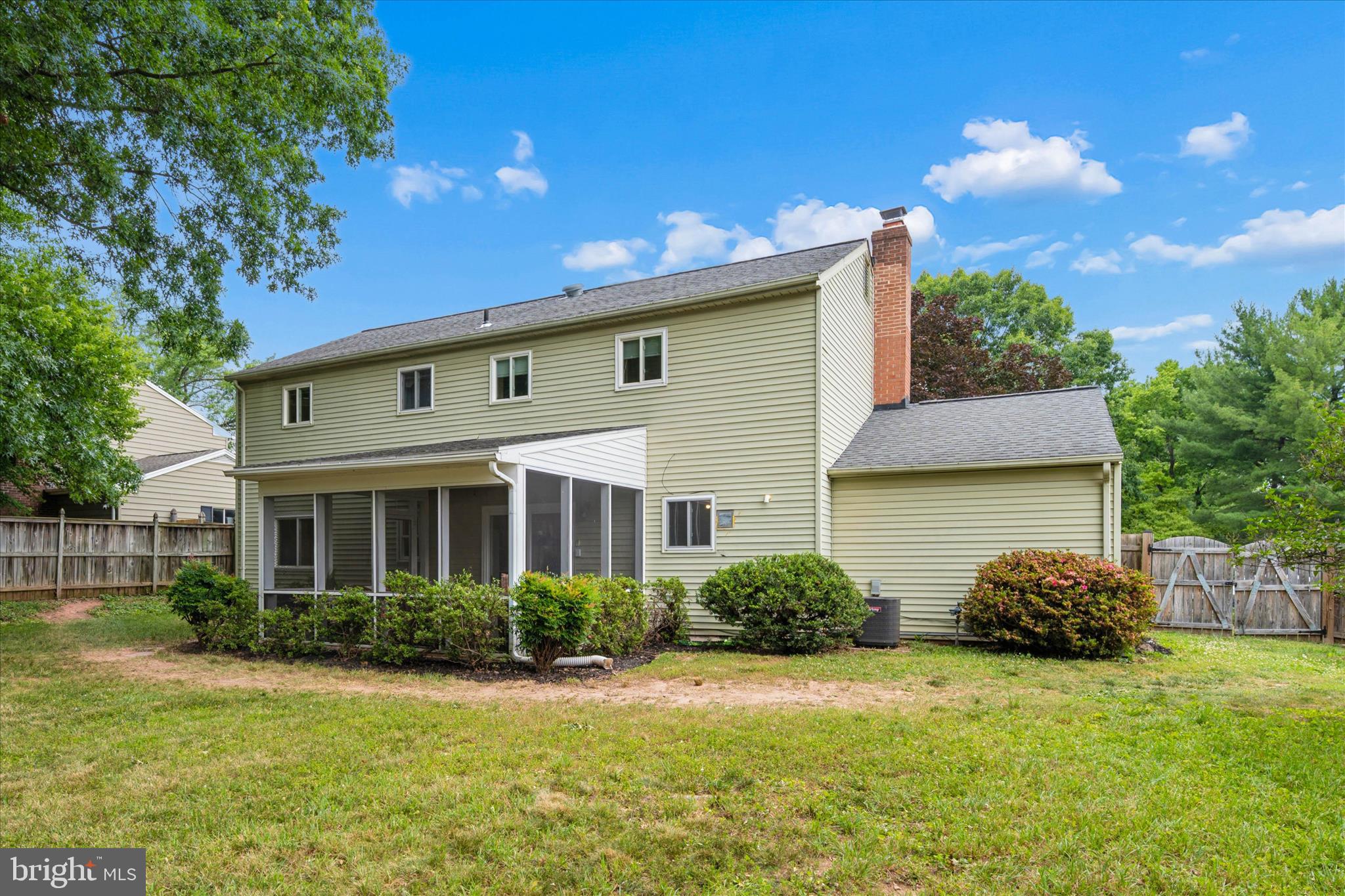 19804 Westerly Avenue Poolesville, MD 20837 - Photo 51 of 60 Exterior Back