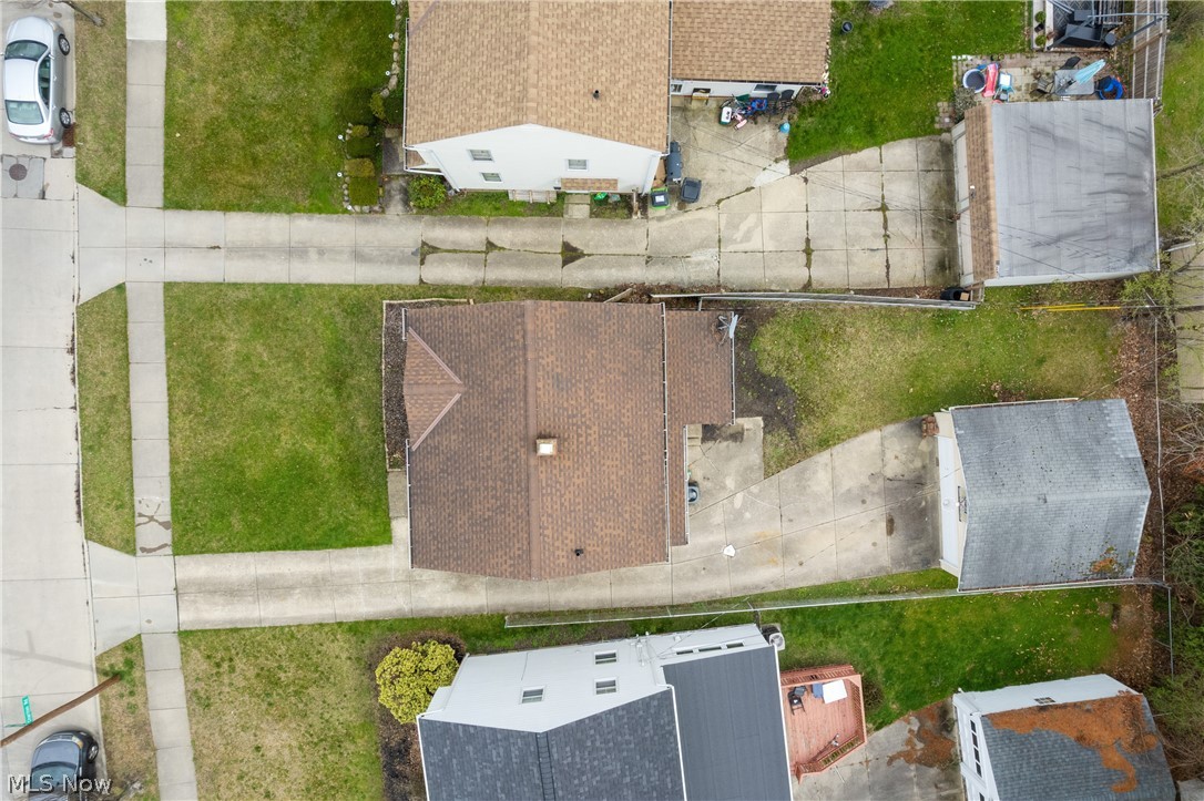 4096 Charlton Road Cleveland, OH 44121 - Photo 13 of 13 Gallery Image 13