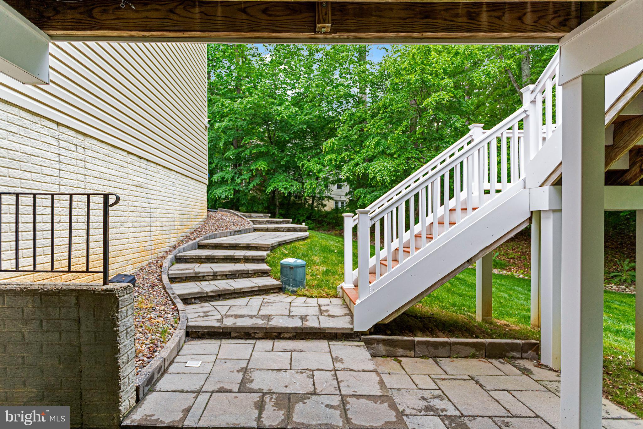 2014 Rosedale Lane Huntingtown, MD 20639 - Photo 94 of 121 Guests can come to the party from the driveway!