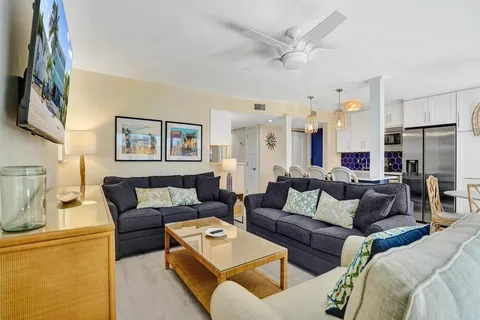 $585,000 | 4549 North Ocean Drive, Unit 1, Lauderdale-by-the-Sea, FL 33308