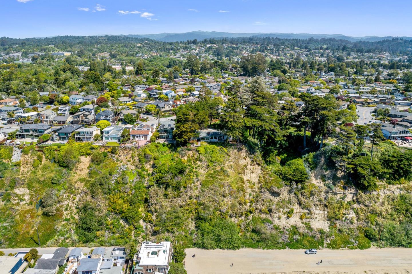 701 Seacliff Drive Aptos, CA 95003 - Photo 62 of 76 a view of city and mountain