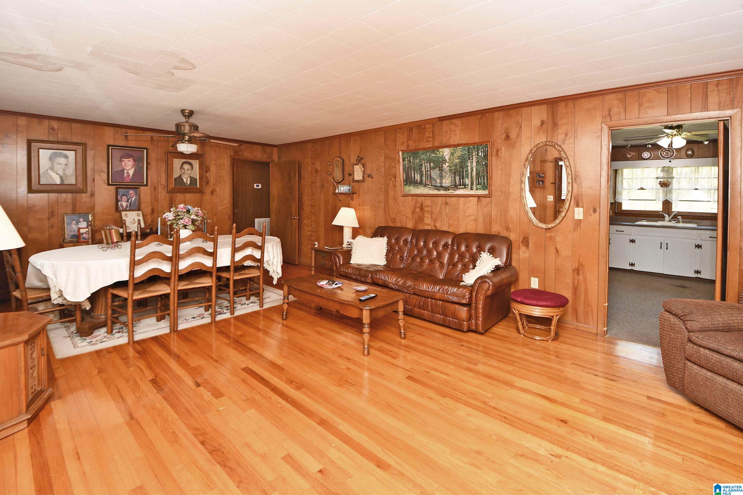 1409 Doublehead Road Roanoke, AL 36274 - Photo 8 of 27