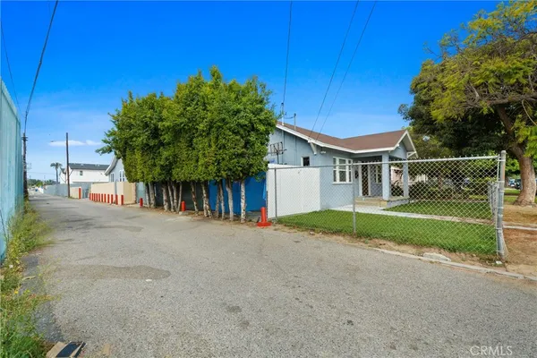 $972,500 | 817 Gulf Avenue, Wilmington, CA 90744