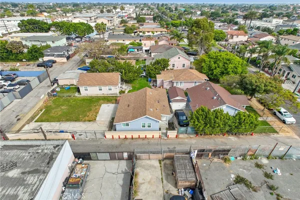 $972,500 | 817 Gulf Avenue, Wilmington, CA 90744