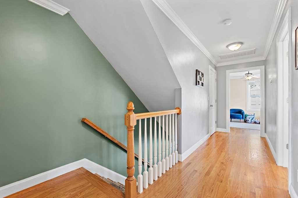 61 Parmenter Road, Unit 1 Waltham, MA 02453 - Photo 18 of 31