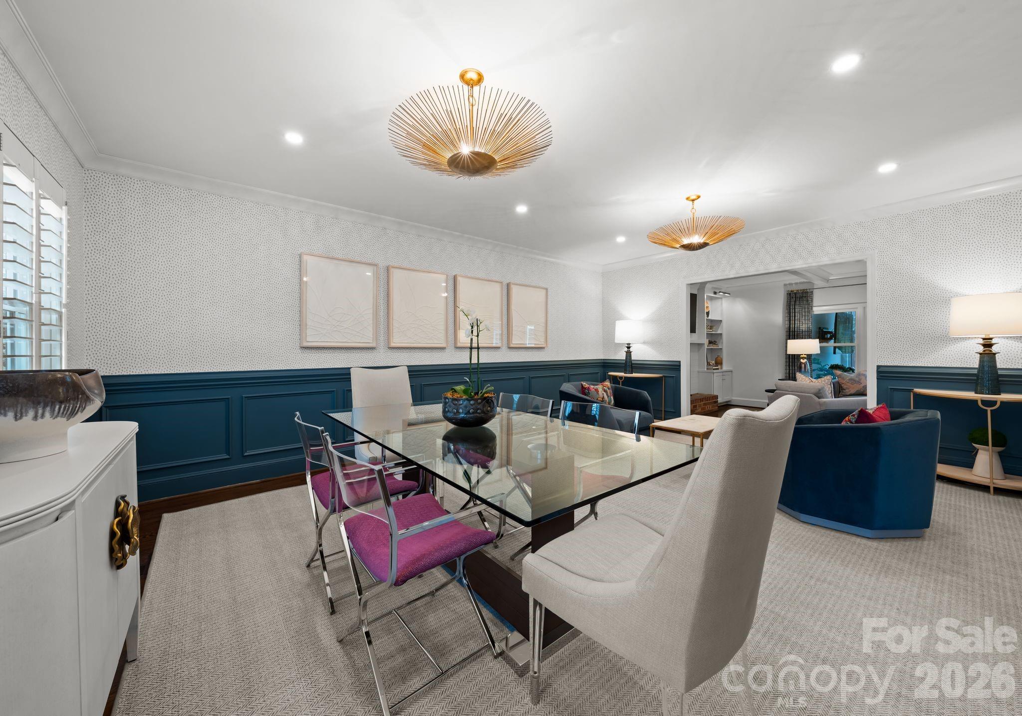 3800 River Ridge Road Charlotte, NC 28226 - Photo 6 of 48 a living room with furniture and kitchen view