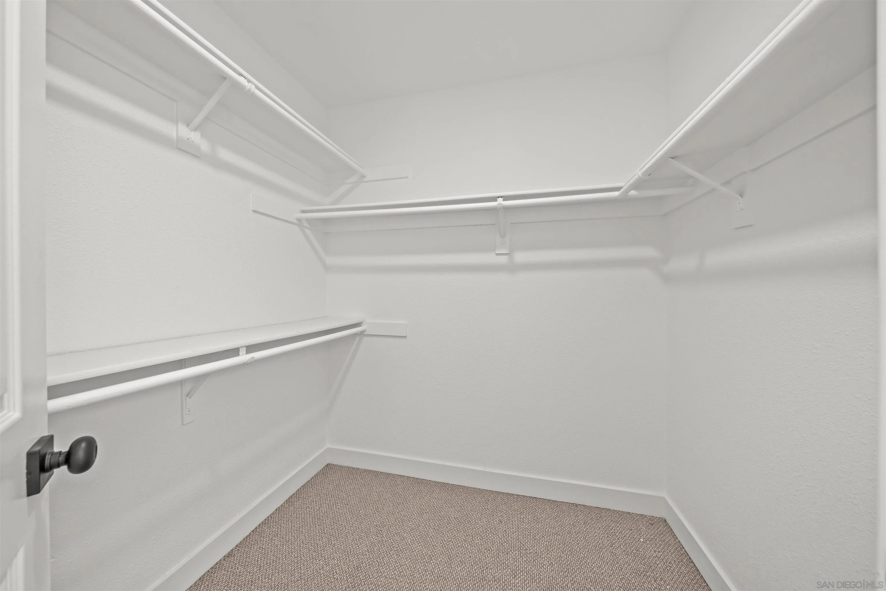 1513 Powell Road Oceanside, CA 92056 - Photo 25 of 59