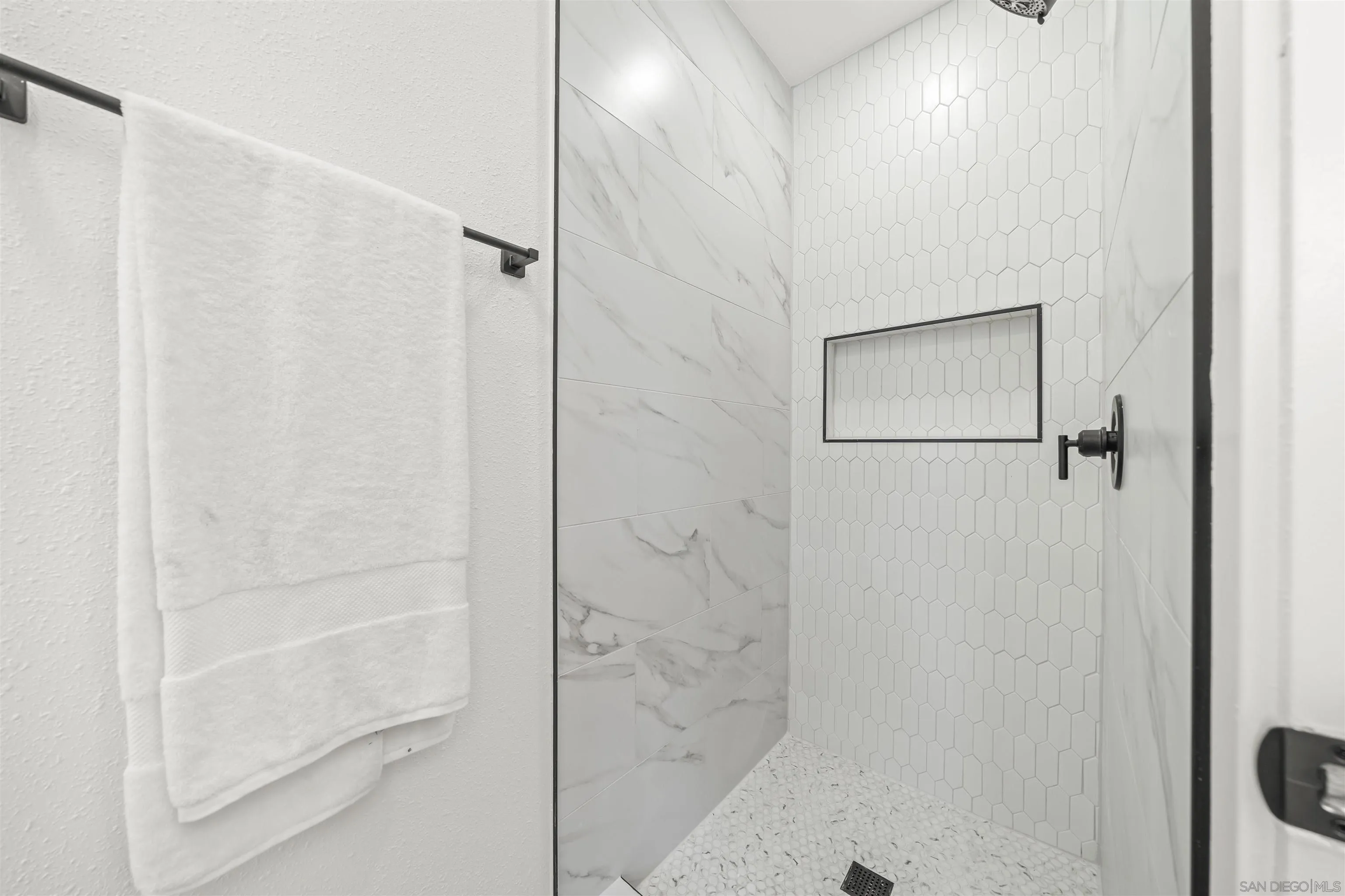 1513 Powell Road Oceanside, CA 92056 - Photo 31 of 59