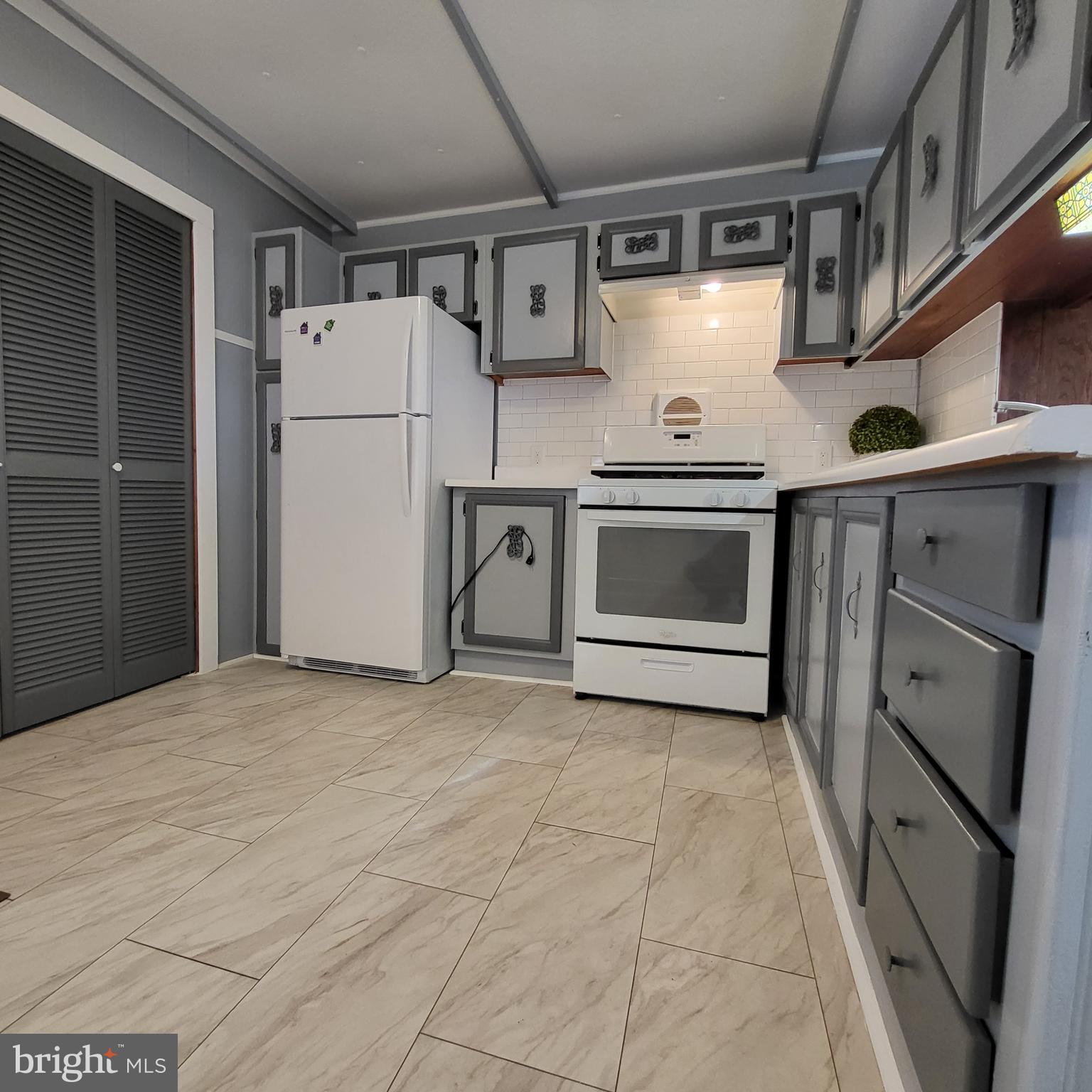 151 Roosevelt Avenue, Unit C6 Dover, DE 19901 - Photo 9 of 17