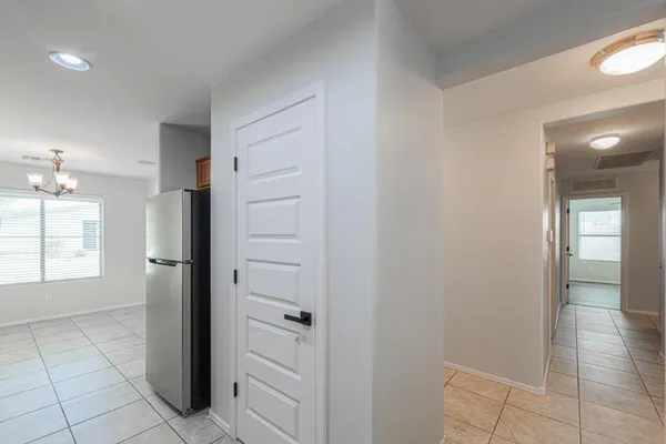 $1,600 | 42277 West Posada Drive, Maricopa, AZ 85138