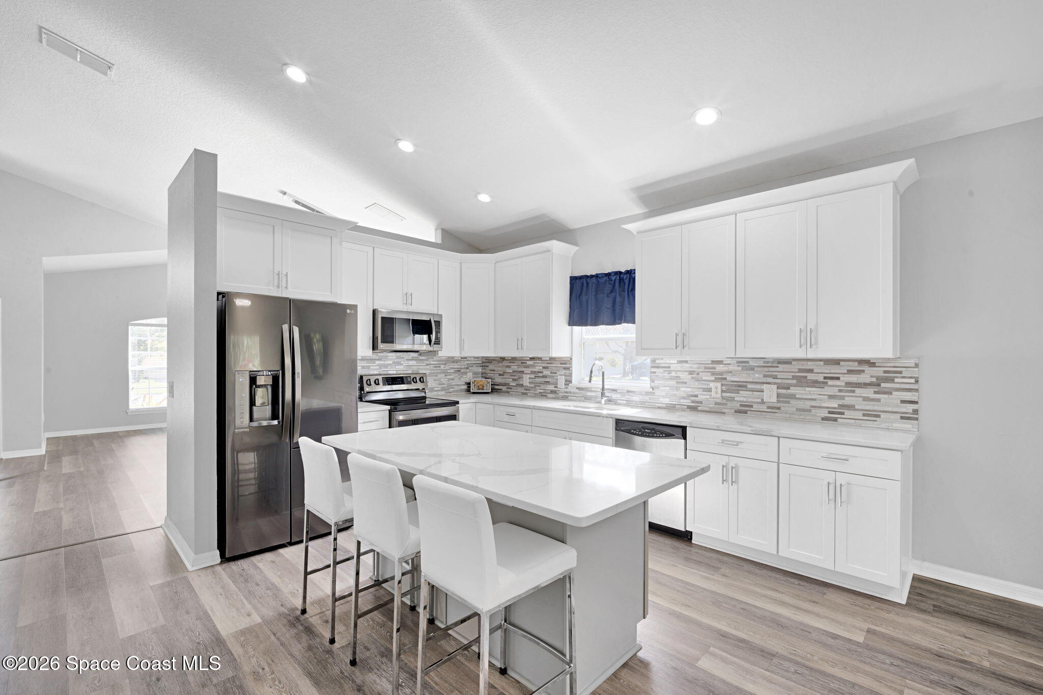 4126 Fitzroy Reef Drive Mims, FL 32754 - Photo 13 of 62 Kitchen