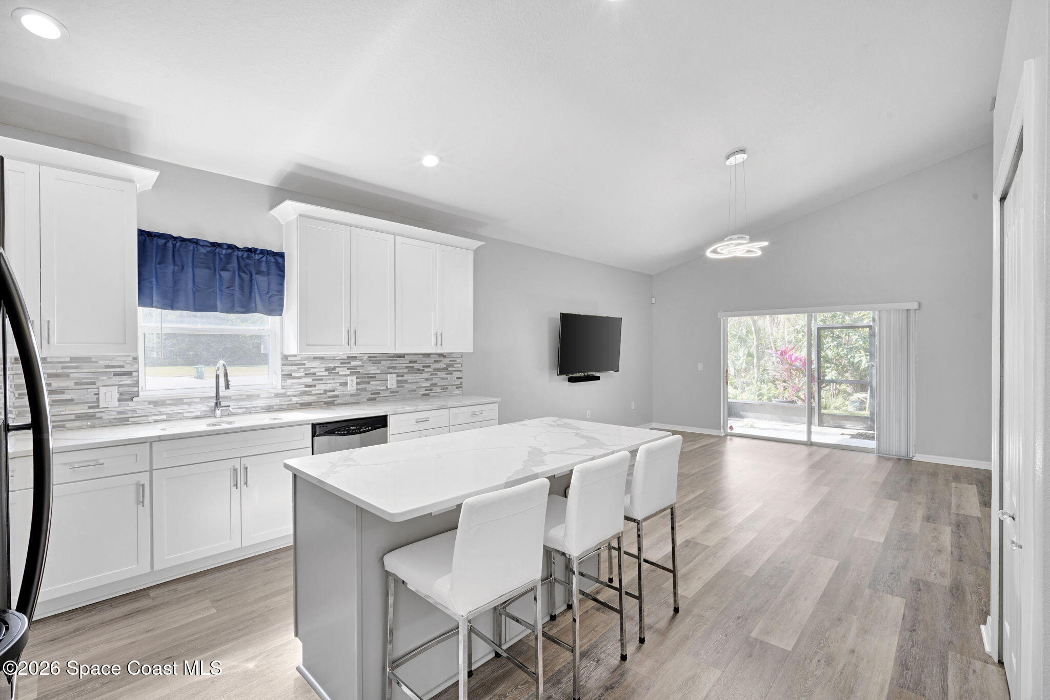 4126 Fitzroy Reef Drive Mims, FL 32754 - Photo 14 of 62 Kitchen