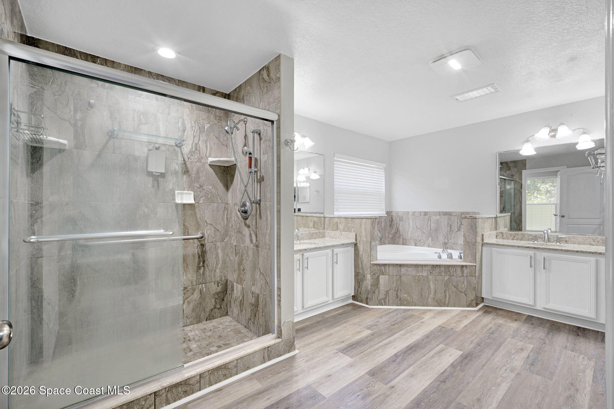 4126 Fitzroy Reef Drive Mims, FL 32754 - Photo 22 of 62 Primary Bathroom