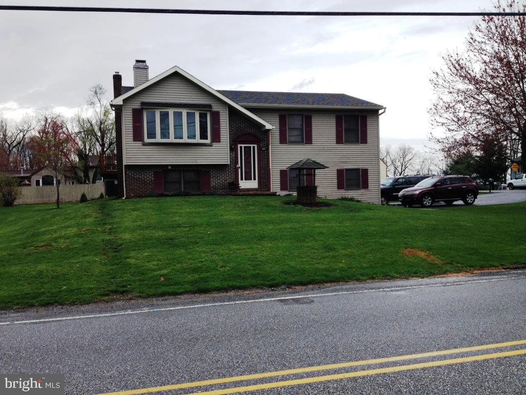 405 West Ridge Road Elizabethtown, PA 17022 - Photo 1 of 20