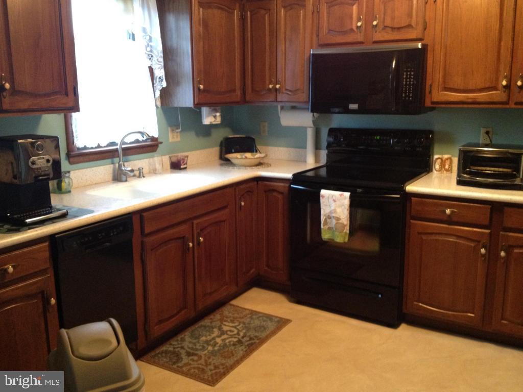 405 West Ridge Road Elizabethtown, PA 17022 - Photo 6 of 20