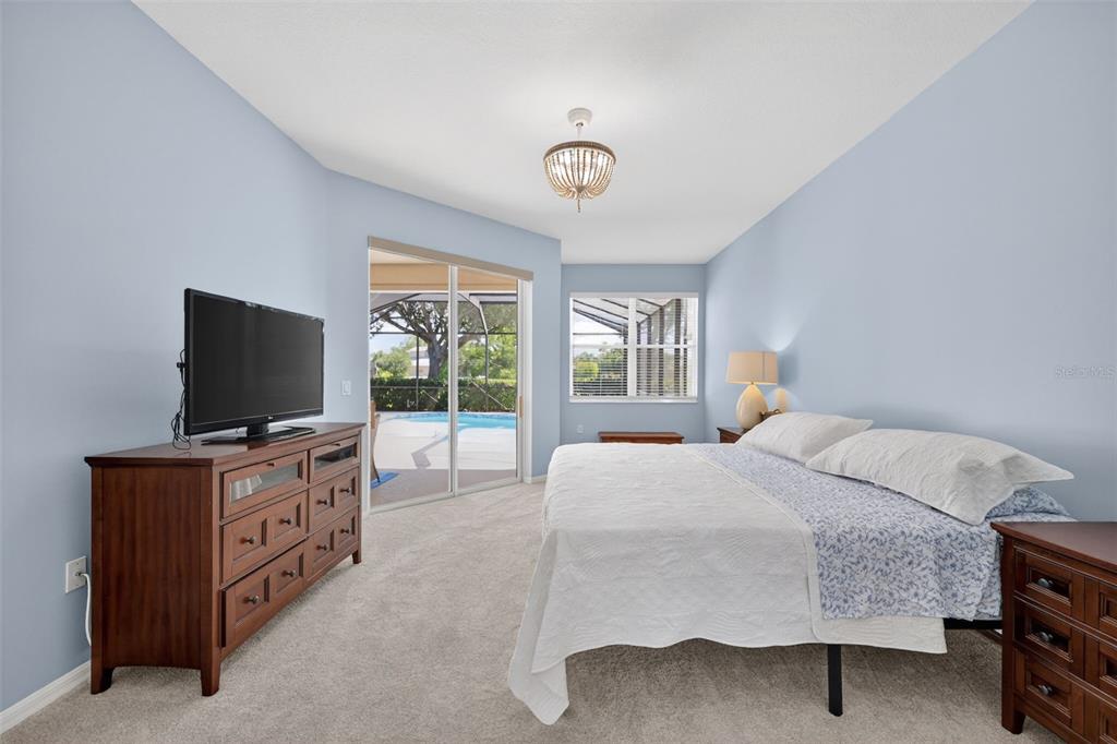 13332 Purple Finch Circle Lakewood Ranch, FL 34202 - Photo 11 of 45