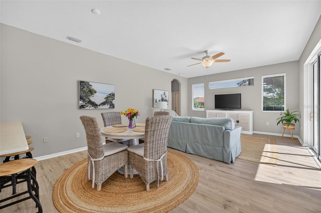 13332 Purple Finch Circle Lakewood Ranch, FL 34202 - Photo 18 of 45