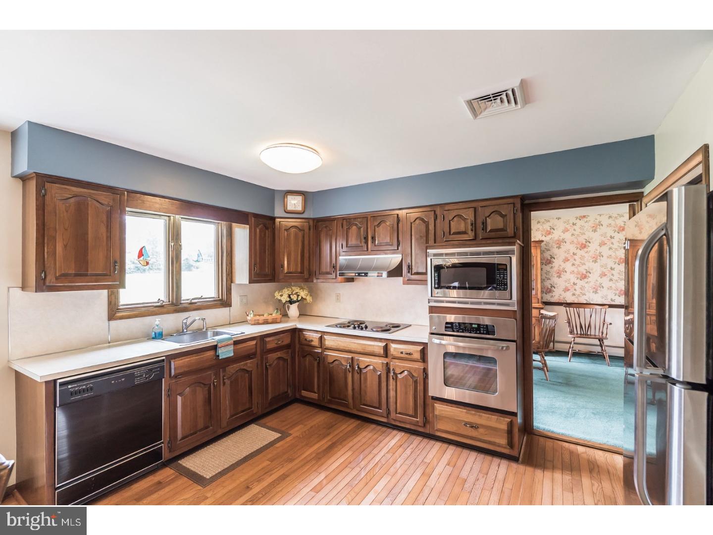 244 Manor Road Harleysville, PA 19438 - Photo 6 of 25 Gallery Image 6