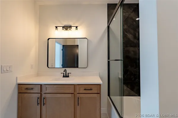 $1,190,000 | 106 West Cross Fox Trail, Camdenton, MO 65020