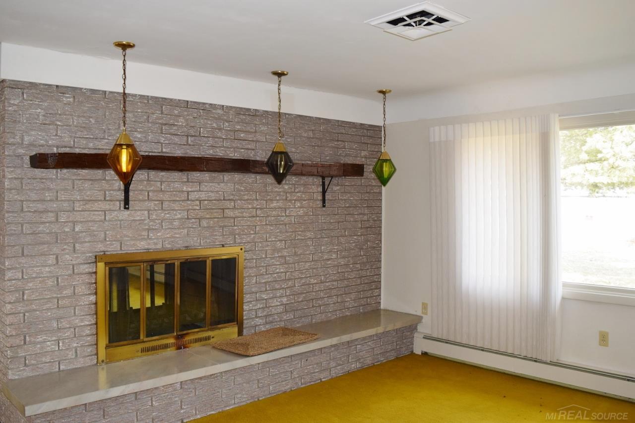1937 South Sandusky Road Sandusky, MI 48471 - Photo 7 of 21 31343648-6.JPG