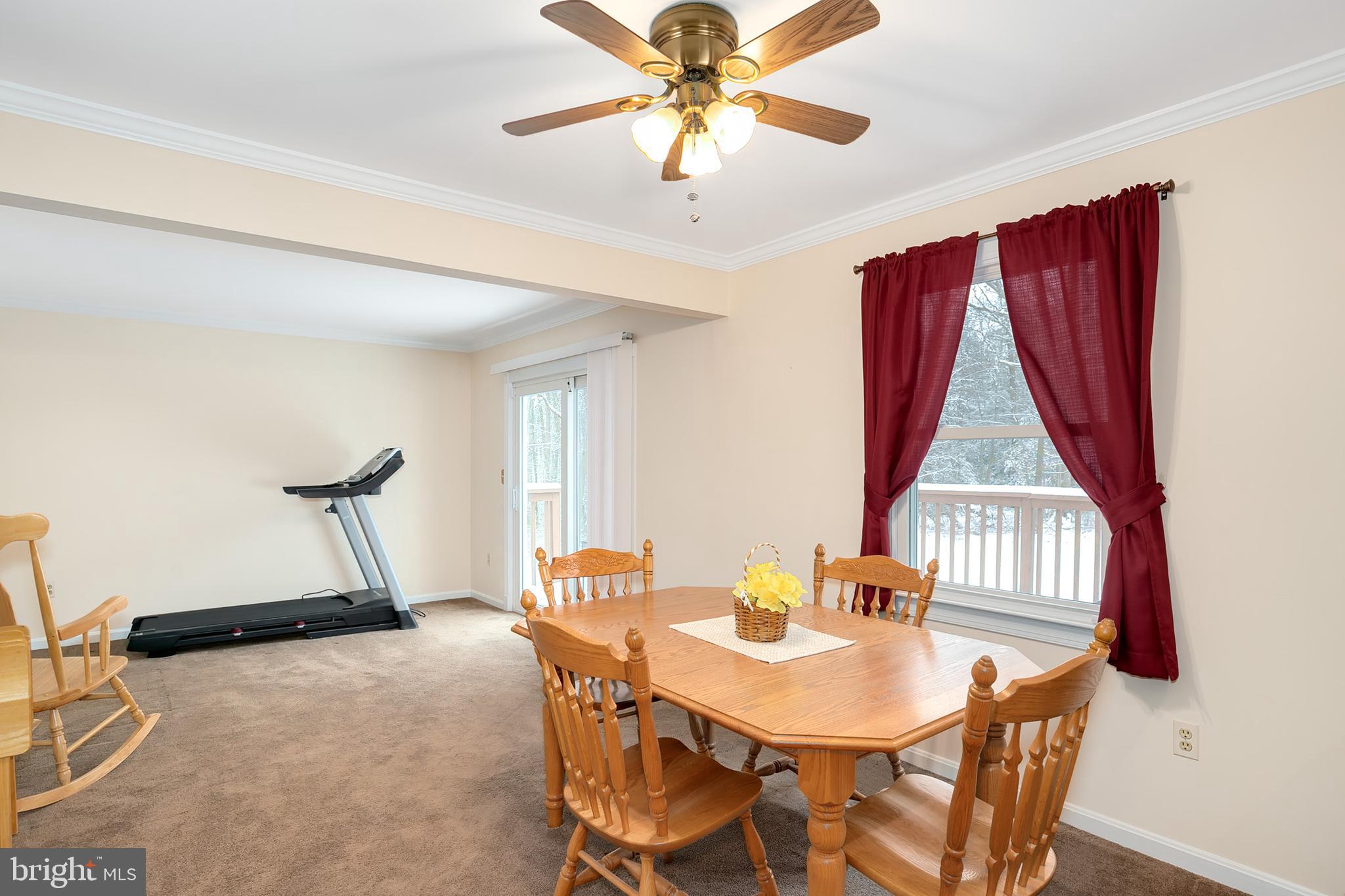 7927 Elizabeth Road Pasadena, MD 21122 - Photo 9 of 30 Gallery Image 9