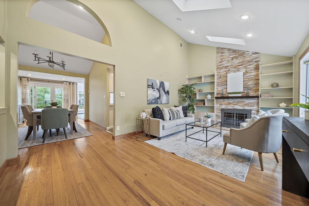 20 Francis Road Sharon, MA 02067 - Photo 2 of 27