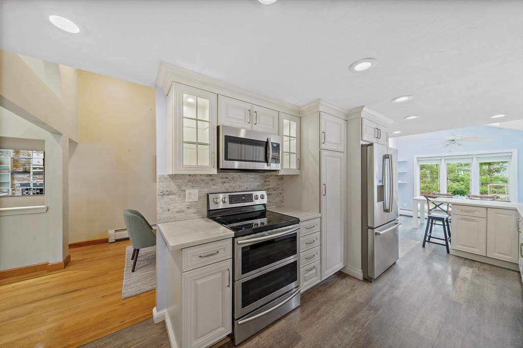 20 Francis Road Sharon, MA 02067 - Photo 5 of 27