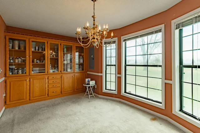 $299,900 | 2928 Midland Road, Shelbyville, TN 37160